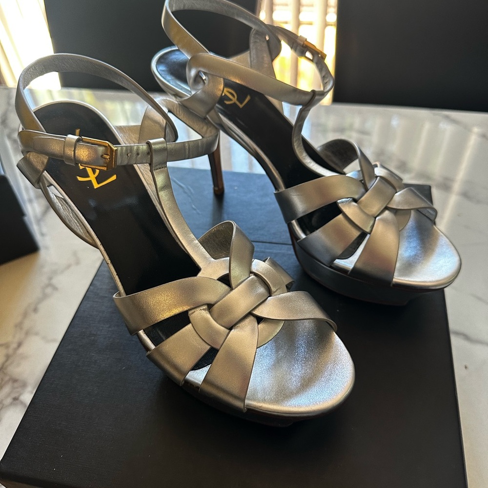Yves Saint Laurent Silver Heels with Strappy Design